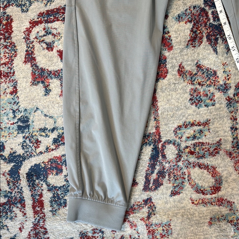 lululemon athletica Gray Sweatpants Ultimate Comfort - Picture 4 of 9
